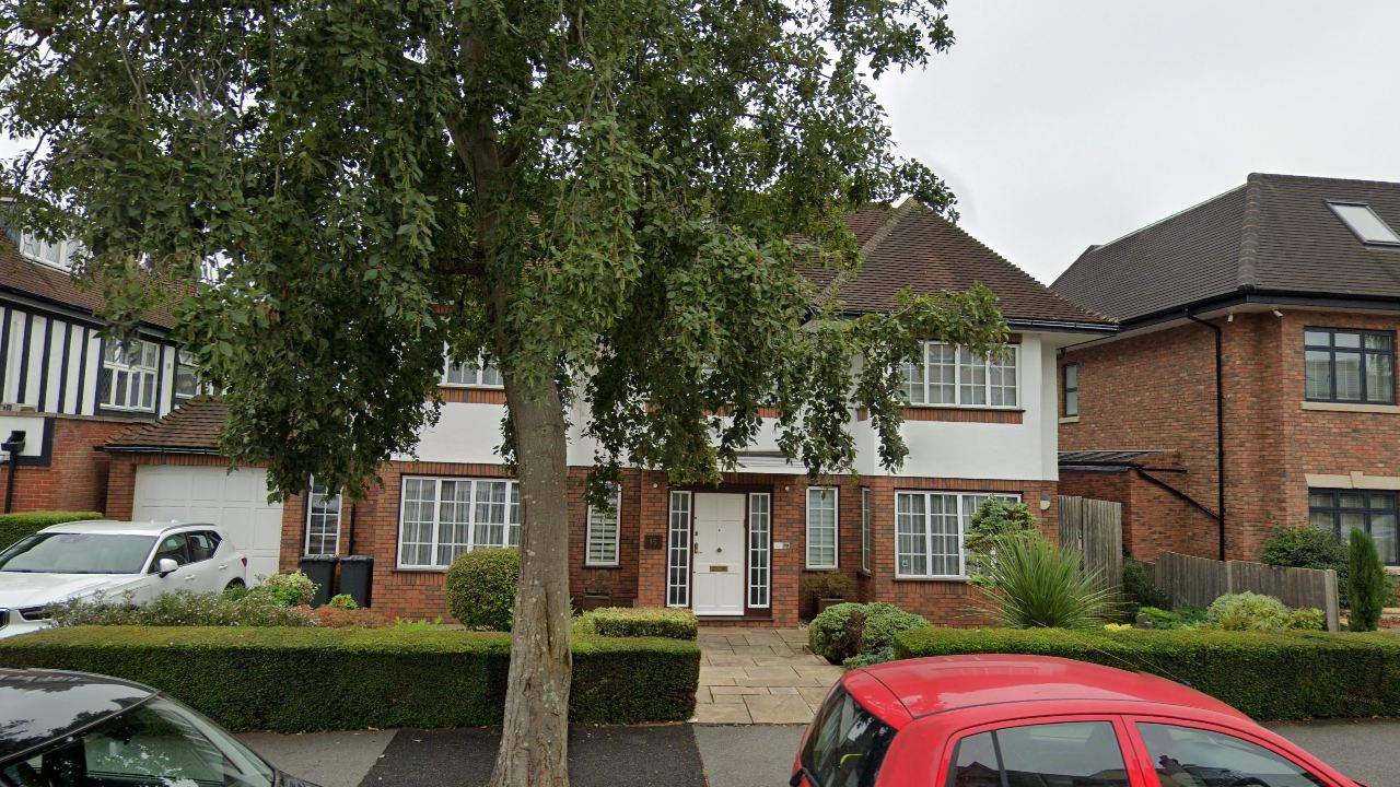 Full front elevation of 15 Cranbourne Gardens